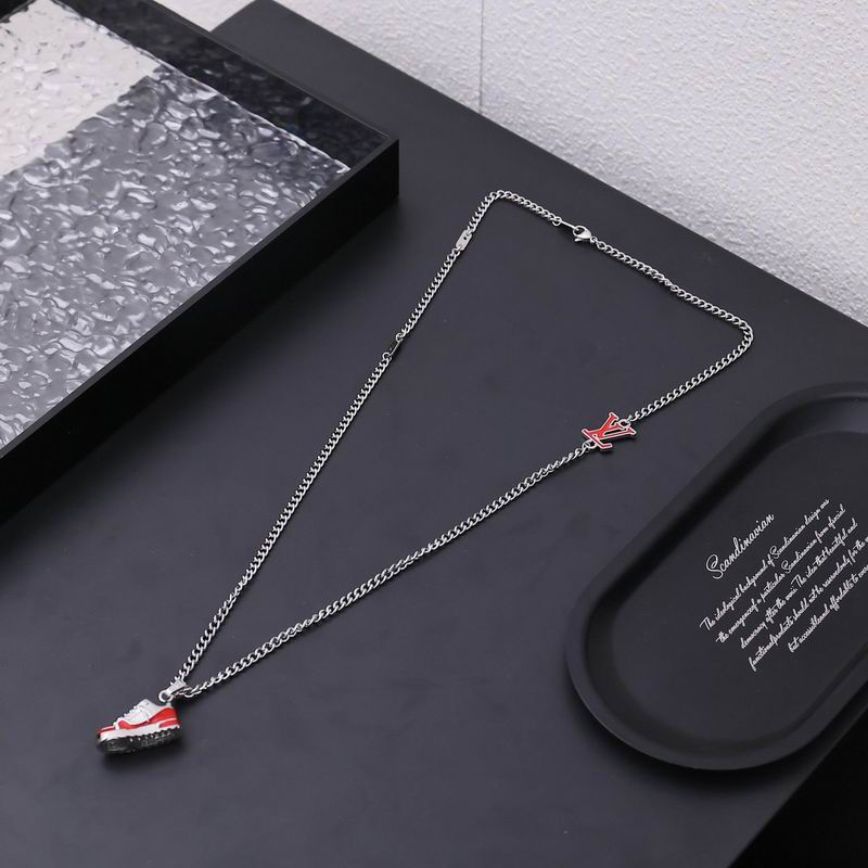 LV Necklace 03lyr193
